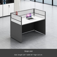 Ensemble de chaise de bureau commerciale avec design minimaliste moderne, poste de travail individuel en bois avec cloison de séparation