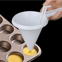 Distributeur de Cupcakes en plastique à main Entonnoir à main Moule à bonbons chocolat caramel Crème pâtissière biscuits cupcake crêpes