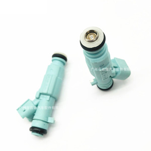 Injecteur de carburant Hyundai Kia 35310-2E200, pièce de rechange en plastique pour véhicules de moyenne et grande capacité - Product Image 4