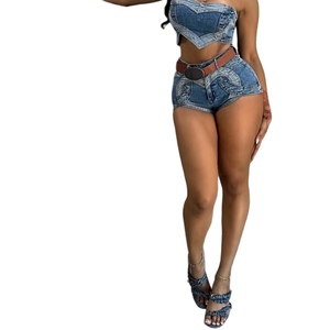 Ensemble 2 pièces décontracté pour femme : Haut bustier sexy et short en jean délavé à motif cœur, très élastique, tendance - Product Image 5