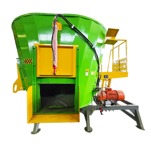 Le mélangeur vertical TMR est <span class=keywords><strong>un</strong></span> excellent outil pour broyer, déchiqueter et pétrir la soie pour l'élevage de bovins et de moutons. - Product Image 6