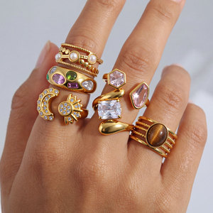 Bague Vintage de Luxe Européenne et Américaine en Acier Inoxydable avec Zircon Cubique Coloré Doré, Bague de Doigt Personnalisée pour Femme - Product Image 2
