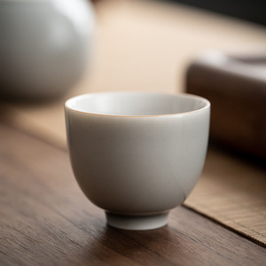 Taza de té de cerámica hecha a mano, taza de té de estilo japonés con esmalte gris hielo, té de kung-fu, perfumado, tazón de té, Maestro - Product Image 1