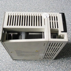 Fuente de Alimentación Original MR-J2S-40A-EG, Amplificador de Potencia, Equipo Eléctrico Nuevo, Repuestos con Garantía de un Año - Product Image 4