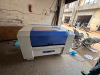 Mesin Pemotong & Pengukir Otomatis INFITEK LASER CO2 150W Tipe Bench-Top untuk Batu, Kayu, Karet & Kertas