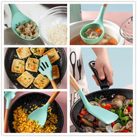 Chine Vente en gros Faible MOQ Accessoires de cuisine en acier inoxydable Outils antiadhésifs Ensembles de cuisine Ustensiles de cuisine en silicone avec support