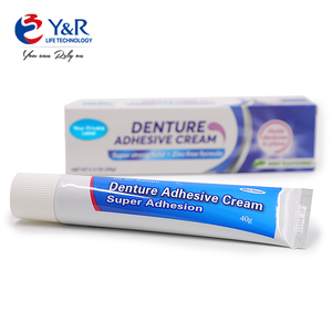 Crème adhésive dentaire extra forte <span class=keywords><strong>pour</strong></span> prothèses dentaires, tenue 12 heures, résistante à l'eau, sans zinc ni fluorure - Product Image 1