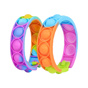 Al por mayor <span class=keywords><strong>nueva</strong></span> pulsera antiestrés rompecabezas para aliviar el estrés pulsera deportiva dedo <span class=keywords><strong>burbuja</strong></span> pulsera de silicona juguete para apretar - Product Image 1