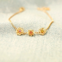 RFJEWEL NOUVEAU Bracelet personnalisé avec pierre de naissance - Zircon 12 mois, breloque florale 3D, laiton plaqué or, unisexe, chaîne réglable DIY