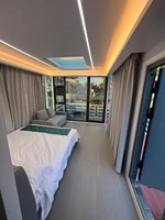 Maison Modulaire Préfabriquée Mobile de Luxe Moderne à Énergie Solaire, 3-4 Chambres, Type Capsule Spatiale, avec Installation