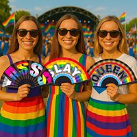 Vente en gros d'éventails en papier Rainbow Pride Éventails publicitaires portatifs Éventails pliants logo personnalisé drapeau hawaïen en plastique imprimé