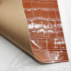 Cuir PVC gaufré <span class=keywords><strong>crocodile</strong></span> bicolore brillant pour la fabrication de trousses de toilette, imperméable et résistant à l'usure, prêt à être expédié - Product Image 1