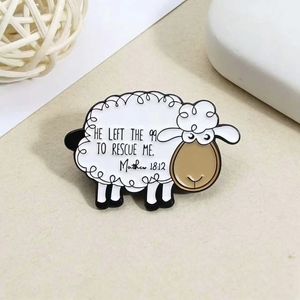 Pin Esmaltado <span class=keywords><strong>de</strong></span> Oveja con la Frase 'Él se dio cuenta <span class=keywords><strong>de</strong></span> <span class=keywords><strong>mi</strong></span> y vino a rescatarme', Broche Cristiano <span class=keywords><strong>de</strong></span> Mateo 18:12, Insignia Religiosa <span class=keywords><strong>de</strong></span> Animal para Mochilas - Product Image 1