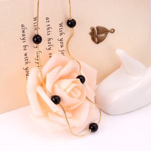 Collar de Acero Inoxidable con Baño de Oro de 18K y Cuentas Negras, Cadena Minimalista con Cuentas Redondas, Collar Delicado con Piedras para Mujer - Product Image 3