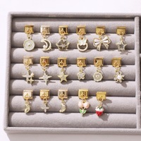 DIY Vente en gros avec diamant Breloques italiennes avec pendentif Or Fleurs Fruits et Animaux Série Bracelets à breloques italiens