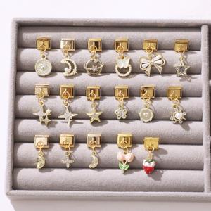 DIY Vente en gros avec diamant Breloques italiennes avec pendentif Or Fleurs Fruits et Animaux Série Bracelets à breloques italiens - Product Image 5