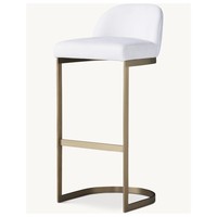 Chaise de bar haute avec base en métal artisanal et assise rembourrée en tissu pour salle à manger