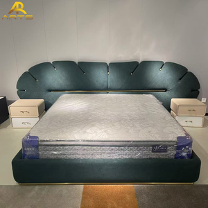 Juego de muebles de dormitorio, cama king size de tela de lujo, marco de cama de madera maciza tapizado clásico, cama de matrimonio para uso doméstico - Product Image 2