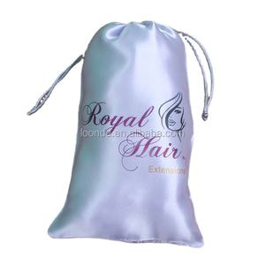 Sacs d'emballage de luxe en soie satinée pour extensions de cheveux tissées avec logo de marque personnalisé - Product Image 1