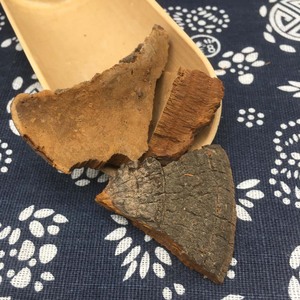 Vente de gros Sang Huang Champignons sauvages Phellinus Linteus et Phellinus Igniarius séchés en vrac Épices et herbes - Product Image 6