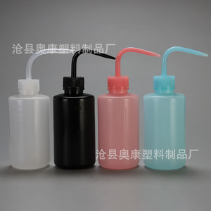 Laboratory wash <b>bottles</b>, red-top plastic curved nozzle <b>squeeze</b> <b>bottles</b>, 1000ml reagent dispensing graduated <b>bottles</b>, wholesale - Product Image 1