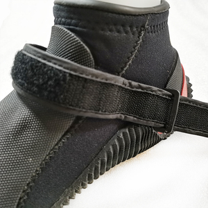Stivali da Immersione in Neoprene con Suola in Gomma Vulcanizzata per Snorkeling, Kayak, Spiaggia e Nuoto - Product Image 4