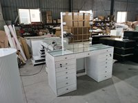 Table de salon moderne et durable en acier inoxydable avec tiroir et miroir LED simple face