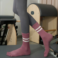 Chaussettes de yoga imprimées antidérapantes épaisses personnalisables pour femmes, chaussettes mi-mollet, double bande, cinq orteils, sport, danse, pilates, chaussettes pour femmes