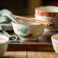Bol rond en porcelaine de 4,5 pouces, style japonais, motifs de poissons-chats, logo personnalisé, bols à riz en céramique pour restaurant et hôtel