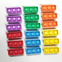 Porte-clés anti-stress innovant en forme de bulle pour la lutte contre les rats - Mini porte-clés en silicone à presser fabriqué en Chine Modèle MS-YSK-01
