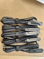 240W Typ-C Kabel 5A Schnellladung Eingebauter Telefonständer 2-in-1 Halterung für iPhone 15/16/17