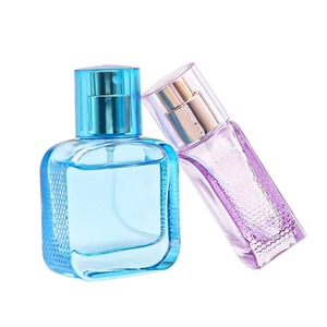 High-End 50ml portatile vuoto di <span class=keywords><strong>vetro</strong></span> bottiglia di profumo Spray di piccole dimensioni nebbia Fine riempimento serigrafia per la ricarica dell'<span class=keywords><strong>acqua</strong></span> - Product Image 3