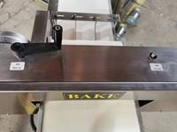 Trancheuse à pain industrielle Hamburger Bun Cutter Burger Slicer Machine pour boulangerie