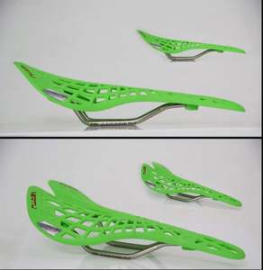 Sillín de asiento de bicicleta MTB de carretera profesional de verano sillín de <span class=keywords><strong>araña</strong></span> de bicicleta de plástico súper ligero con función de ventilación de estilo Simple - Product Image 4