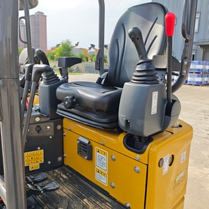 Nouvelle micro-excavatrice XE19U de 1,9 tonne pour accès aux ascenseurs et projets de construction en allées étroites, certifiée EPA CE - Product Image 3