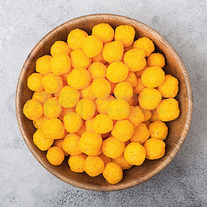 Buena venta de maquinaria de producción de aperitivos de maíz, fabricación de aperitivos de bolas infladas, fabricación de extrusoras - Product Image 6