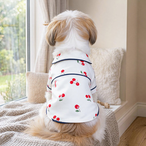 PETCIRCLE Pijamas de Primavera/Verano para Perros y Gatos, Antideslizantes, con Diseño de Cerezas - Product Image 3
