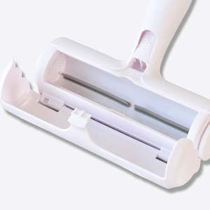 Ingrosso rullo di rimozione dei peli appiccicoso riutilizzabile rimozione spazzola per cani gatto portatile in plastica animale rullo autopulente - Product Image 4