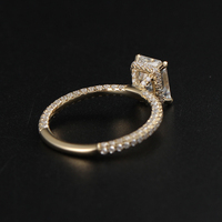MaiYi Promotion Bague de Mariage Personnalisée en Or Massif 18 carats avec Moissanite Taille Radiant 4,5 carats Sertie Pavé Certifiée IGI