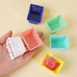 Panier miniature en plastique pour jeu d'imitation, accessoire de jeu de rôle pour maison de poupée, panier de courses de supermarché pour légumes et fruits - Product Image 4