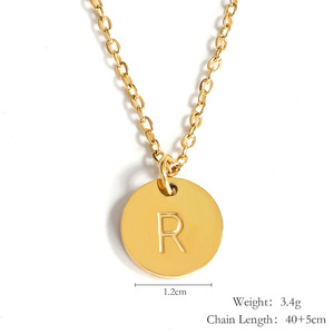 Collar minimalista de acero inoxidable para mujer, colgante de oro de 18K con inicial de A-Z grabada con 26 letras, disco con alfabeto redondo - Product Image 6