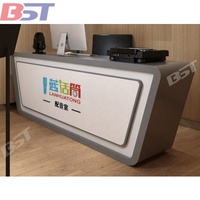 Personnaliser la station de radiodiffusion News Desk Radio & TV Studio Équipement en direct Table de diffusion