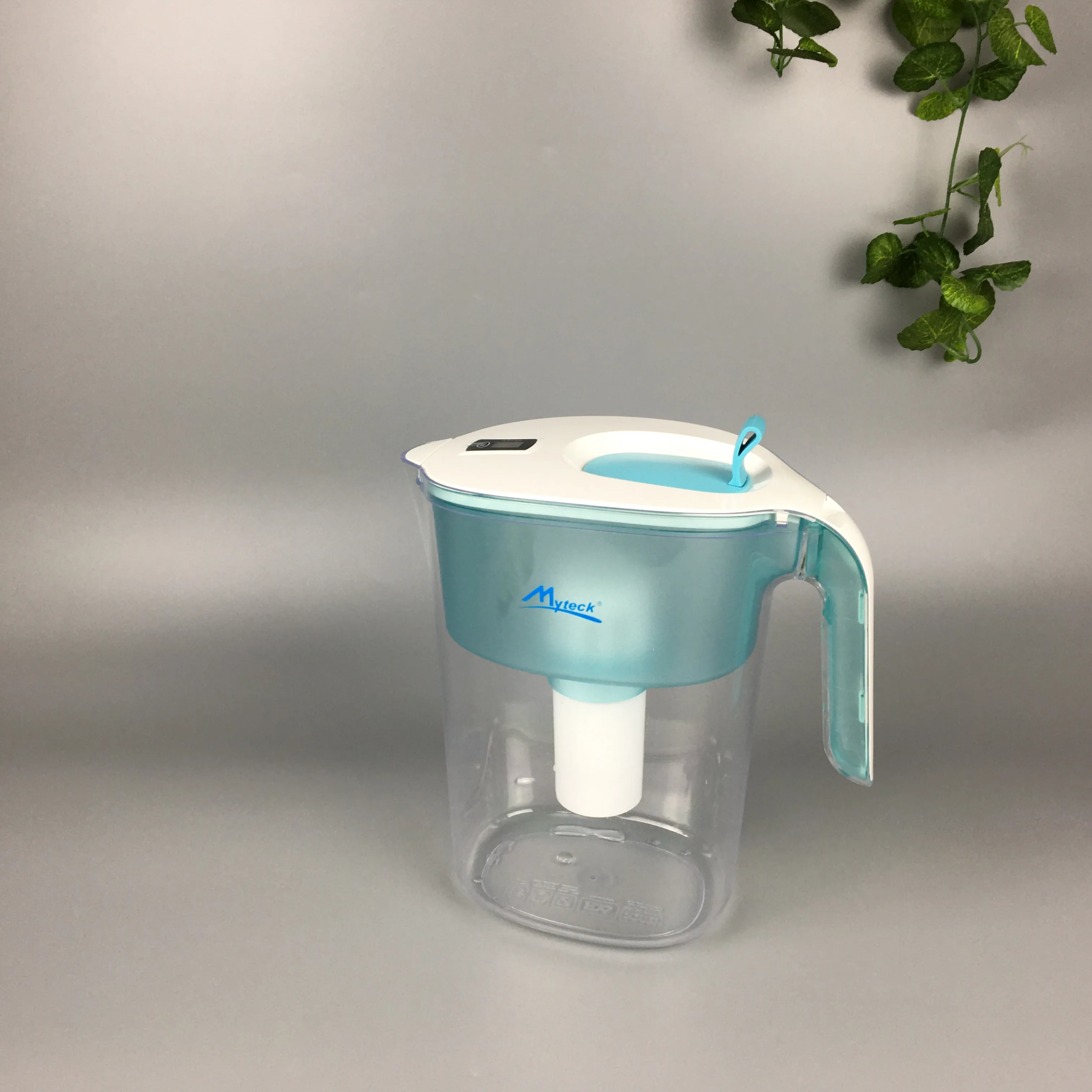 Myteck Innovative 4.2L Water Jug Purifier Directly Drinkable Sweet Soft Water Pitcher Filter Bacteria Removing 99.99% for Home