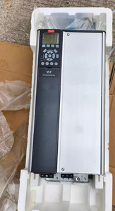 Convertisseur de fréquence 131H1601 FC-302P22KT5E20H2XGCXXXSXXXXAXBXCXXXXDX (P22K) 22KW/30 Triphasé 380-500 VAC(E20) IP20 - Product Image 2