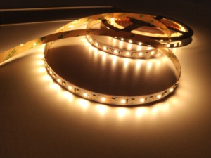 Chất lượng cao 19.2 wát/mét SMD2835 LED Strip 24V 120LED mỗi mét tùy chỉnh CCT màu sắc thông minh <span class=keywords><strong>USB</strong></span> nhà máy bán buôn thông minh dải đèn - Product Image 2
