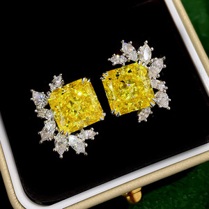 Pendientes de lujo de oro amarillo de 18 quilates con diamantes talla Asscher, diseño geométrico, certificados por GIA, joyería de boda para mujer - Product Image 3