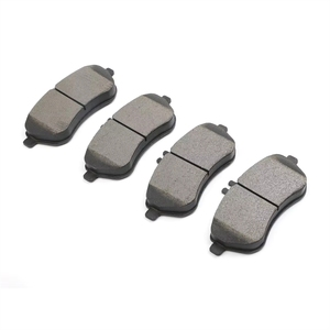 ชุดผ้าเบรกกึ่งโลหะล้อหน้าแบบใหม่พร้อมสปริงซ่อมแซม OEM D1340 สำหรับรถบรรทุกปี 2013-2021 - Product Image 4