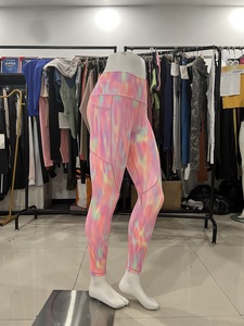 Logo personnalisé de haute qualité tie-dye poche latérale Fitness Leggings haute élasticité Leggings de yoga respectueux de la peau - Product Image 3