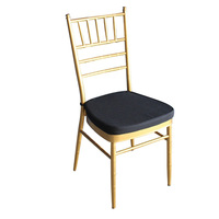 Chaise d'hôtel empilable en métal doré de luxe avec coussin en mousse, sièges modernes pour banquets de mariage et événements