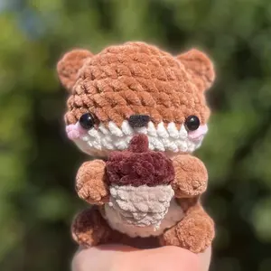 Mini Plush Squirrel Cute Customized Animal Dolls Crochet Stuffed Fat Squirrel Amigurumi Toys